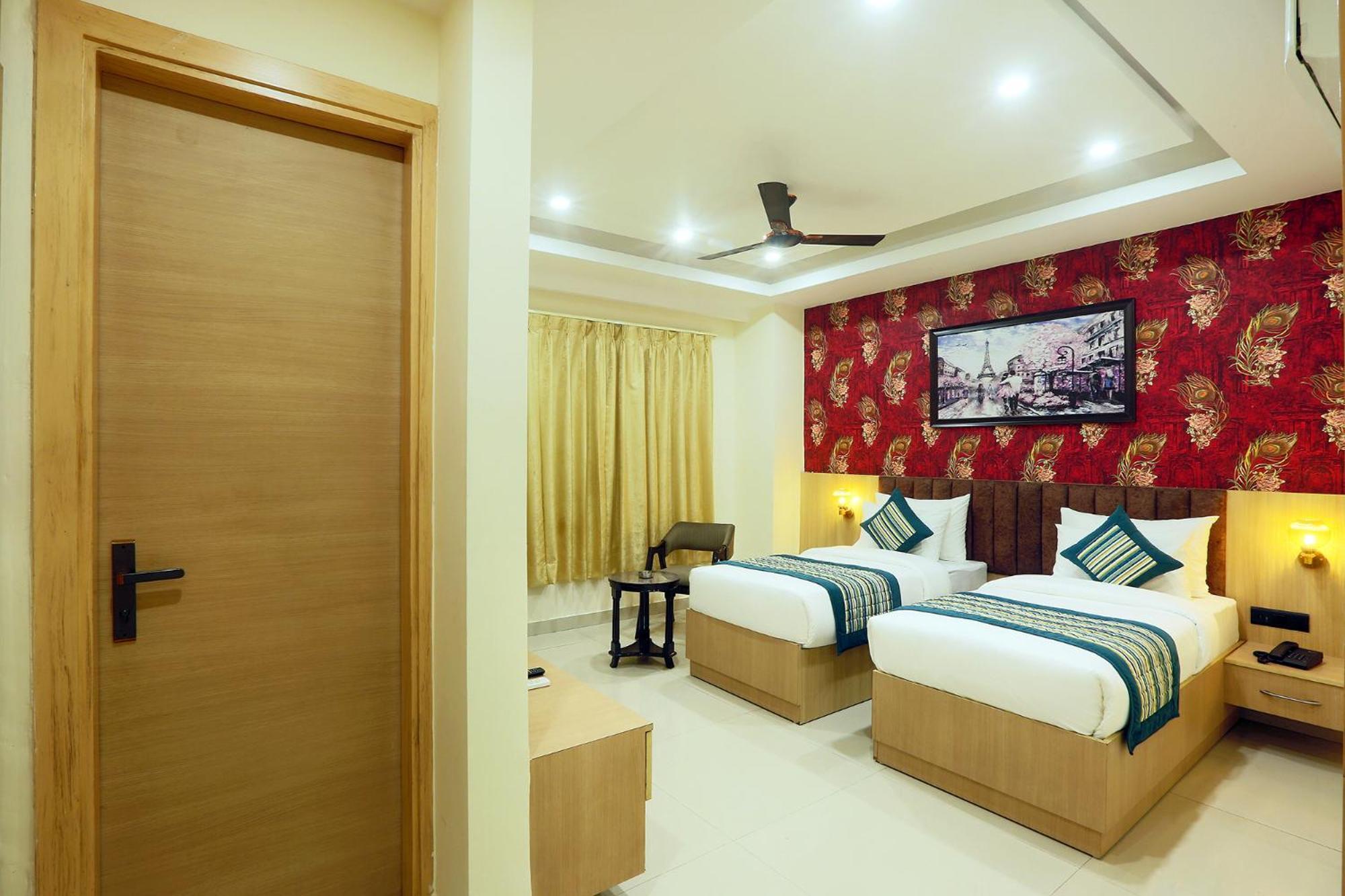 Hotel Green Lotus Luxe Gurgaon Esterno foto