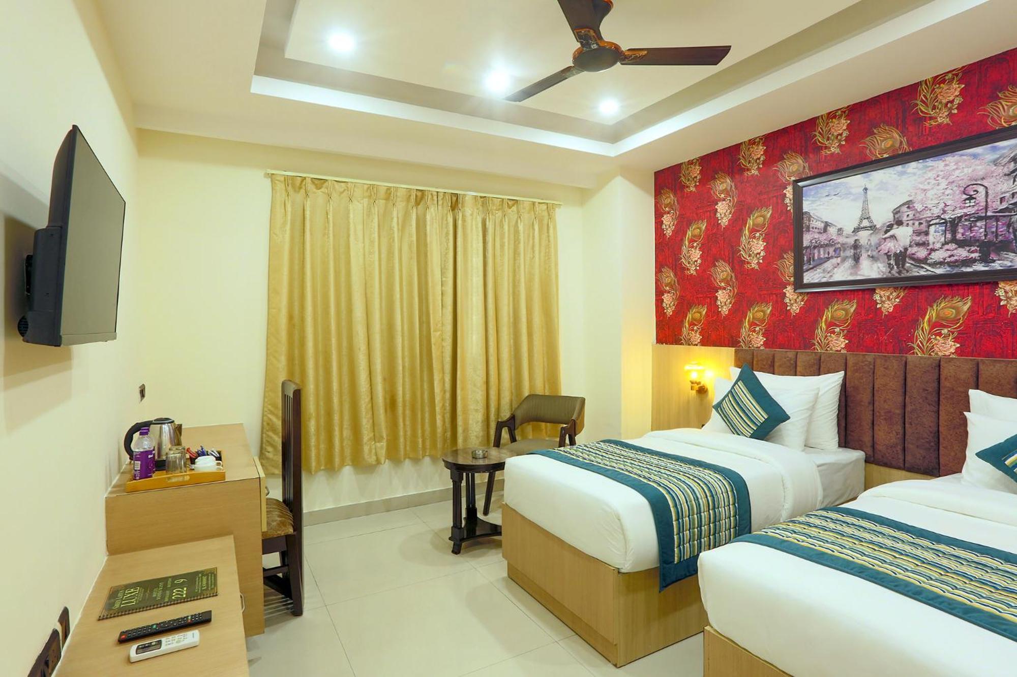 Hotel Green Lotus Luxe Gurgaon Esterno foto