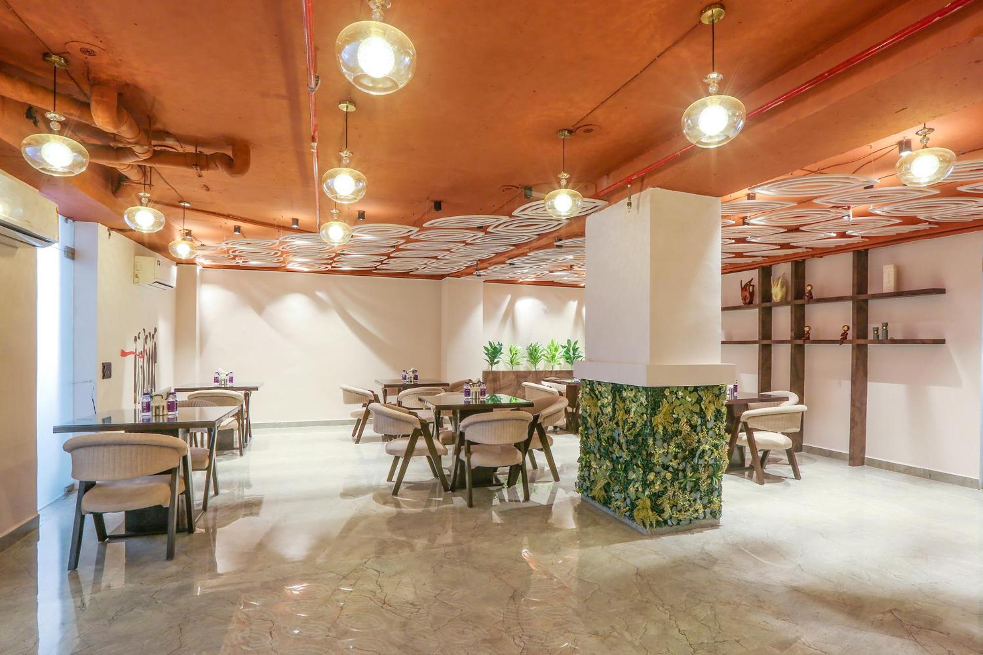 Hotel Green Lotus Luxe Gurgaon Esterno foto